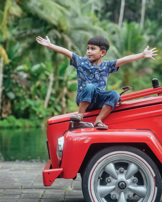 Slow ride. Fresh air. Smiles all around. Our classic VW tour is the perfect family adventure—relaxing, scenic, and full of Bali charm. Some journeys are best enjoyed together.