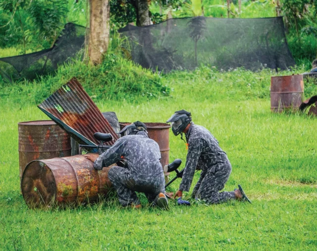 This is where things get serious… but still fun Hiding. Aiming. Trying not to laugh. Two players. One perfect moment before the shot. Paintball isn’t just a game… it’s all about teamwork and timing. So tell us… would you be the one hiding or the one taking the shot?
