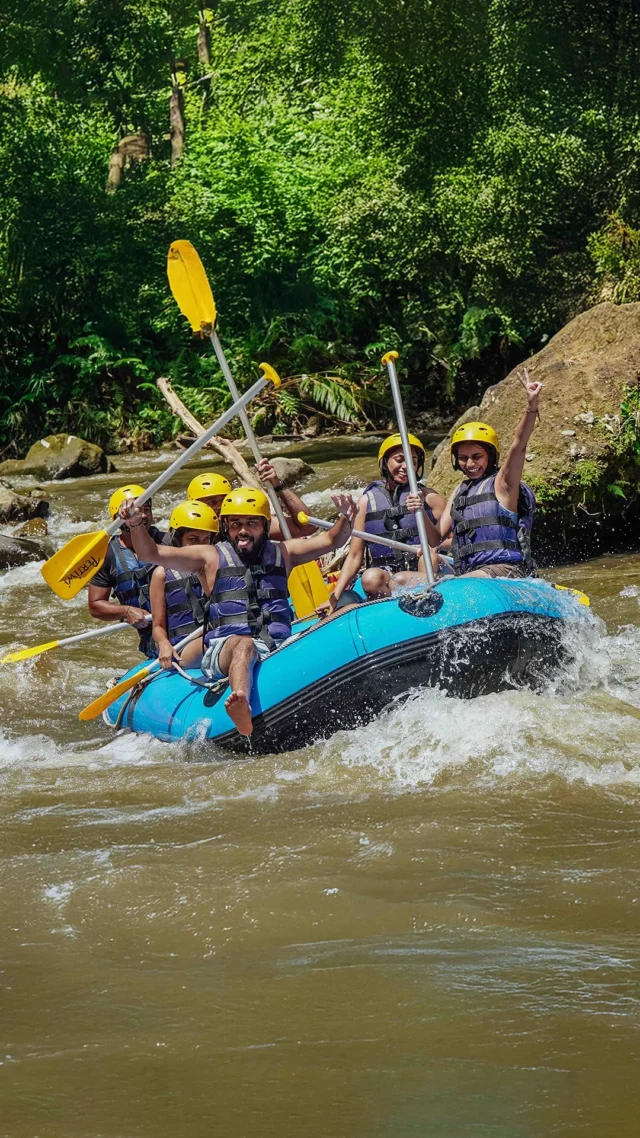 This is your sign to try rafting in Bali Rapids. Splash. Laughter. Cruising through the Ayung River with jungle views all around A little adrenaline. A lot of fun. Some moments are just better on the river Would you try this adventure?