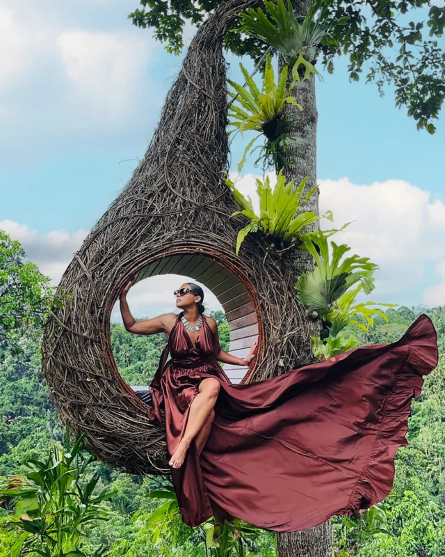 Bali swing, but make it peaceful Bird Nest. Bloom Ring Swing. Woven Nest. Adventure Swing. Stairs to Heaven. And that’s only a few of the many photo spots and swing experiences waiting here Tucked above the Ayung River Valley, Pertiwi Jungle Swing gives you a quieter side of Bali — calm, green, fresh, and far from the crowds Belasan spot foto dan wahana swing, all in one beautiful jungle setting. Come for the photos. Stay for the views and the feeling. Which spot would you try first?