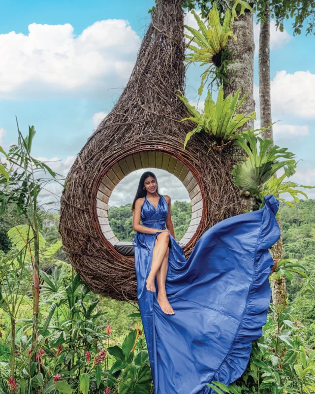 Some places are made to slow you down Bird Nest. Bloom Ring Swing. Stairs to Heaven. And that’s only a glimpse of what’s waiting here With over a dozen unique photo spots surrounded by peaceful jungle and beautiful Ayung River Valley views, every corner has its own moment. Less crowd. More nature. More time to enjoy the view Save this for your trip.