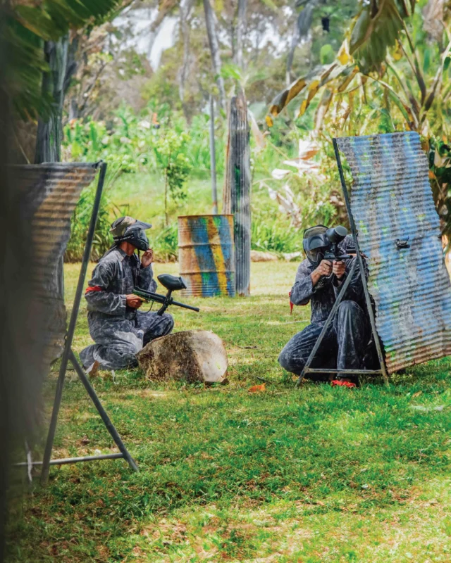 Find your cover. Watch your opponent. Wait for the right moment. Sometimes the best move is to stay low. Surrounded by tropical greenery, every barrier and corner becomes part of the game. Teamwork. Strategy. A little competition. And a lot of fun with your crew. Welcome to paintball, Pertiwi style.