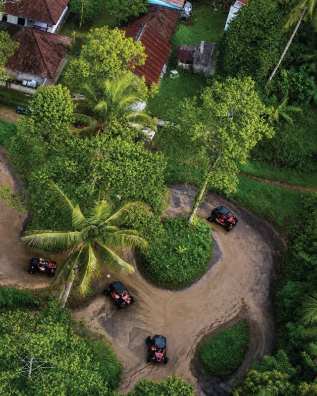 Looks amazing from above. Even better when you’re in the driver’s seat! Our UTV Jungle Buggy private track winds through lush jungle trails, with wet paths, muddy turns, and plenty of splashes along the way. Take a look from above, then imagine yourself behind the wheel. This is the kind of Bali adventure that gets everyone smiling! Ready to get muddy?